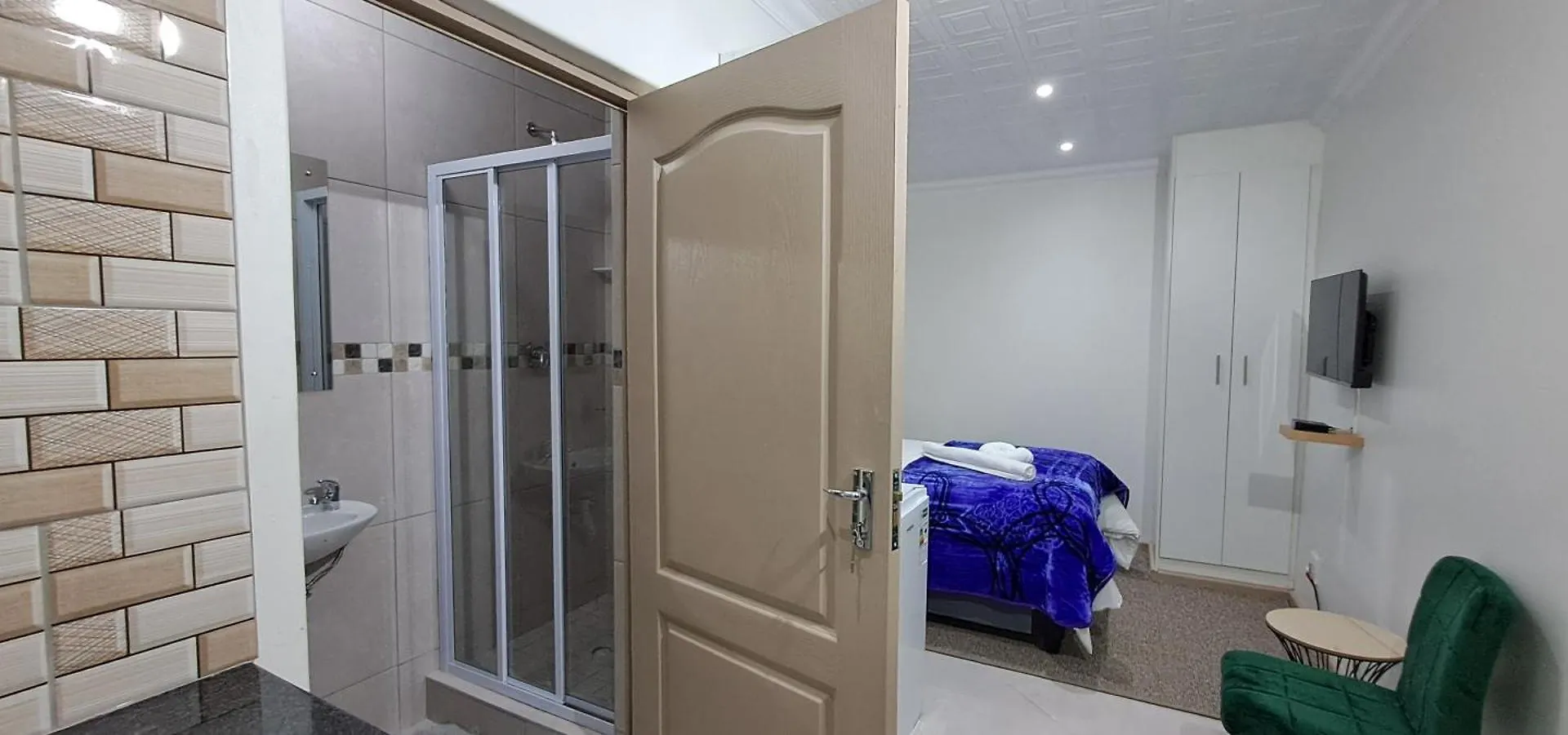 Haresca Luxury Accommodation Parow Cape Town Bed & Breakfast