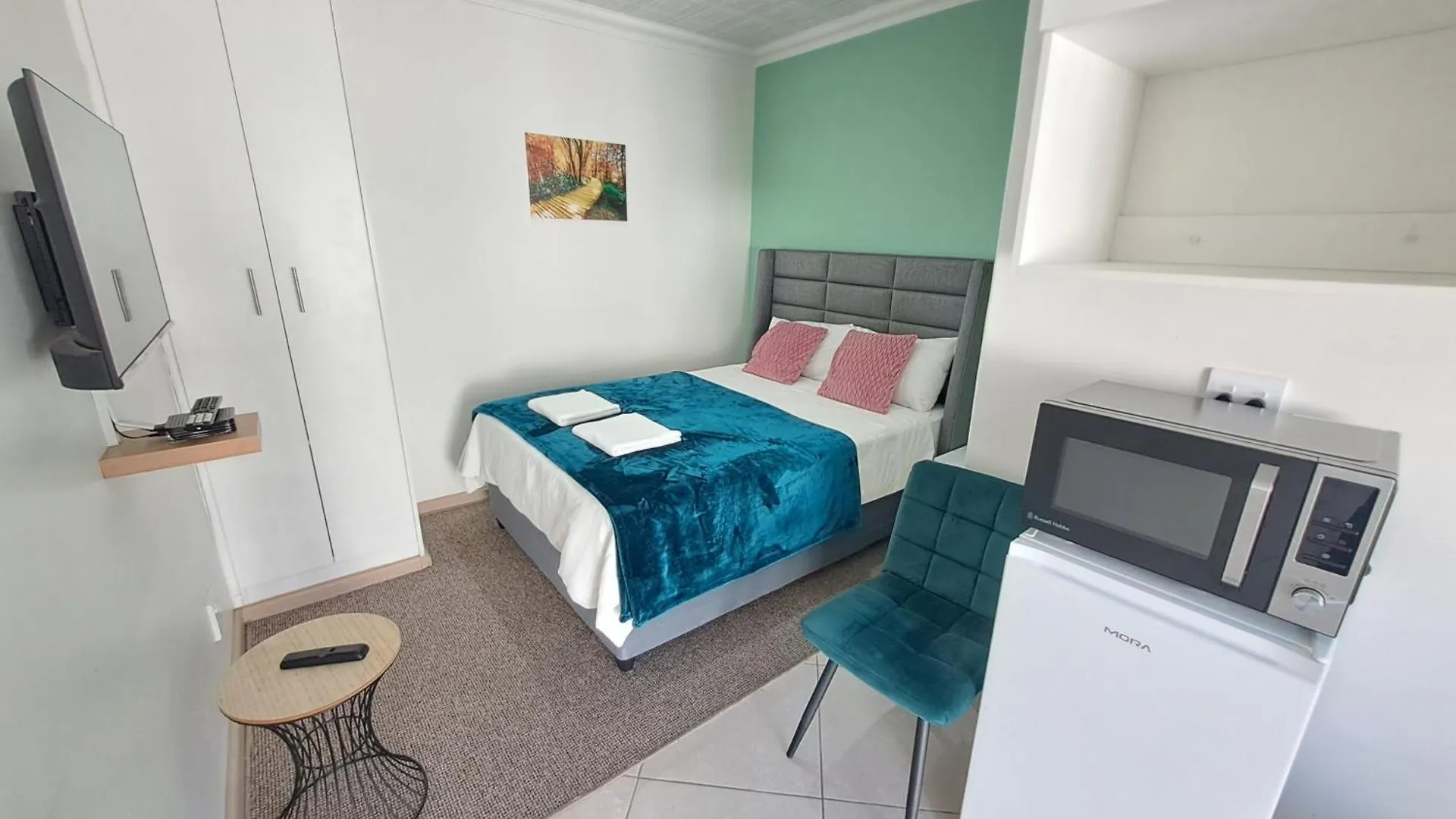 Haresca Luxury Accommodation Parow Città del Capo
